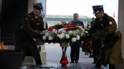 Obchody Święta Niepodległości przed Grobem Nieznanego Żołnierza na placu Piłsudskiego w Warszawie. Fot. PAP/J. Turczyk
