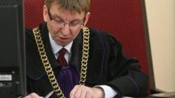 Przewodniczący sędzia WSO ppłk Robert Gmyz. Fot. PAP/R. Guz