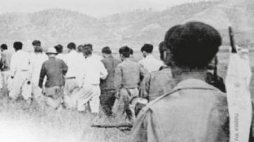 Uprowadzeni południowokoreańscy cywile eksortowani do komunistycznej Korei Północnej, 1950 r. Źródło: IPN/pamięć.pl