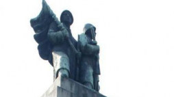 Pomnik Wdzięczności Armii Radzieckiej na Placu Wolności w Katowicach. Fot. PAP/A. Grygiel