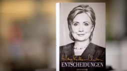 Okładka książki "Hard Choices" Hillary Clinton. Fot. PAP/Epa
