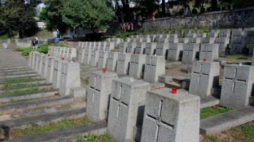 Kwatera żołnierzy AK poległych podczas II wojny światowej na wileńskim cmentarzu na Rossie. PAP/J. Undro