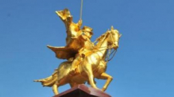 Pomnik Złotego Ułana w Kałuszynie. Fot. PAP/P. Piątkowski