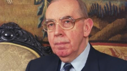 Minister spraw zagranicznych Krzysztof Skubiszewski. Fot. PAP/G. Roginski, I. Sobieszczuk