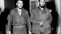 Ernesto “Che” Guevara i Fidel Castro. Hawana, 1963 r. Fot. PAP/EPA