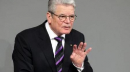 Prezydent Niemiec Joachim Gauck przemawia na uroczystym posiedzeniu niemieckiego parlamentu. Fot. PAP/EPA