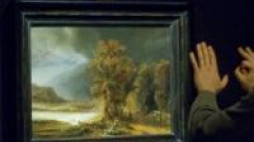 "Krajobraz z miłosiernym Samarytaninem" Rembrandta. Fot. PAP/P. Kula