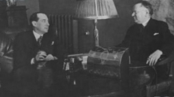 Spotkanie ministra Becka (L) i komisarza ds. zagranicznych Litwinowa podczas wizyty w Moskwie. Luty 1934 r. Fot. NAC