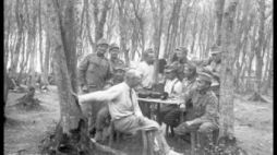 Brygada w punkcie kontrolnym, Horožanka podczas I wojny. Fot. Gustav Brož. Źródło: DSH za rp.pl