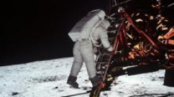Neil Armstrong na Księżycu. Fot. PAP/EPA/NASA