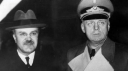 Komisarz ludowy ZSRS Wiaczesław Mołotow i minister spraw zagranicznych III Rzeszy Joachim Ribbentrop. 1940 r. Fot. NAC