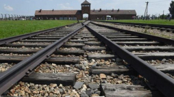 Teren byłego niemieckiego obozu koncentracyjnego i zagłady Auschwitz-Birkenau. Fot. PAP/J. Bednarczyk