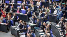 Bundestag potępił masakrę Ormian jako ludobójstwo. Fot. PAP/EPA