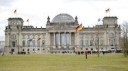 Reichstag – siedziba Bundestagu. Fot. PAP/D. Delmanowicz 