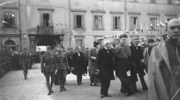  Członkowie Rady Regencyjnej: książę Zdzisław Lubomirski, arcybiskup Aleksander Kakowski i hrabia Józef Ostrowski. 27.10.1917. Źródło: NAC