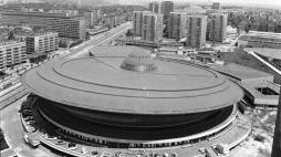  Spodek - hala widowiskowa. Katowice 07.1975 r. Fot. PAP/K. Seko 