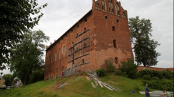 Zamek krzyżacki w Działdowie. 2013 r. Fot. PAP/T. Waszczuk