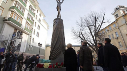 W Moskwie odsłonięto pomnik legendy baletu Mai Plisieckiej. Fot. PAP/EPA