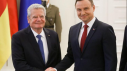 Prezydent RP Andrzej Duda (P) i prezydent RFN Joachim Gauck. Warszawa, 17.06.2016. Fot. PAP/P. Supernak 