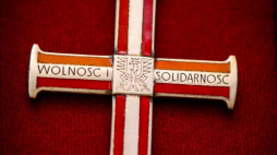Krzyż Wolności i Solidarności. Fot. PAP/T. Żmijewski
