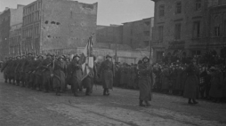 Defilada 1. Armii WP. Warszawa , 01.1945. Fot. PAP/CAF
