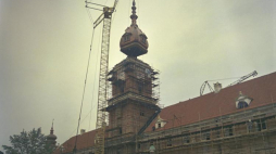 Zakończenie odbudowy bryły Zamku Królewskiego. 1974 r. Fot. PAP/W. Ochnio