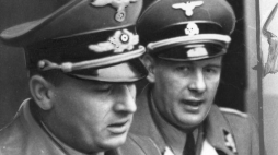 Gubernator Hans Frank oraz dowódca SS i policji w dystrykcie lubelskim Odilo Globocnik (z prawej). Fot. NAC