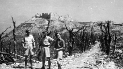 Żołnierze Samodzielnej 2 Brygady Pancernej po bitwie o Monte Cassino. 05.1944. Źródło: NAC