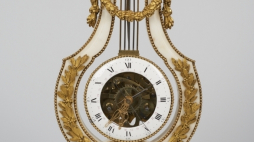 XVIII-wieczny zegar. Francja, ok. 1784-1792). Dar Towarzystwa Przyjaciół Zamku Królewskiego w Warszawie