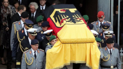 W Strasburgu pożegnano Helmuta Kohla. Fot. PAP/EPA