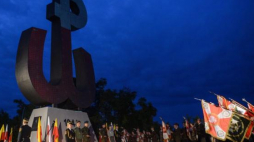 Uroczystości na Kopcu Powstania Warszawskiego w 72. rocznicę wybuchu powstania warszawskiego. Warszawa, 01.08.2016. Fot. PAP/J. Kamiński 