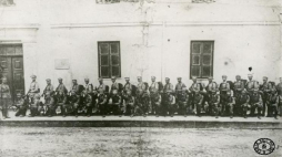 2 pluton I Kompanii Kadrowej pod dowództwem Henryka Paszkowskiego ps. Krok. Kraków. 08.1914. Źródło: CAW