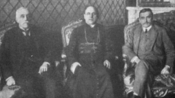 Rada Regencyjna. Od lewej: Józef Ostrowski, abp Aleksander Kakowski, ks. Zdzisław Lubomirski