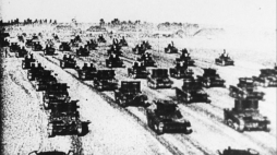 Kolumny czołgów sowieckich na polskiej ziemi. 09.1939. Fot. PAP/CAF 