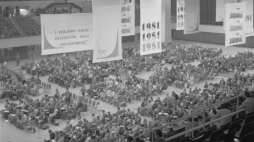 I Krajowy Zjazd Delegatów NSZZ „Solidarność” w hali sportowej Olivia. Gdańsk, 05.09.1981. Fot. PAP/CAF/J. Uklejewski