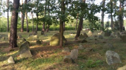 Mizar - cmentarz tatarski w Studziance. Źródło: Fundacja Dziedzictwa Kulturowego