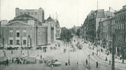 Katowice - ul. Warszawska z Teatrem Miejskim (z lewej). Przed 1908 r. Źródło: CBN Polona