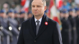 Prezydent Andrzej Duda przed Grobem Nieznanego Żołnierza w Warszawie. 11.11.2017. Fot. PAP/P. Supernak