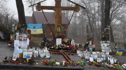 Miejsce upamiętniające Bohaterów Niebiańskiej Sotni w centrum Kijowa. Fot. PAP/R. Pietruszka