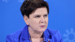 Premier Beata Szydło podczas konferencji prasowej po spotkaniu Europejskiego Szczytu Społecznego w Goeteborgu. Fot. PAP/R. Guz