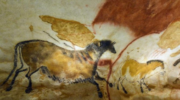 Replika malowidła jaskiniowego z Lascaux. Międzynarodowy Ośrodek Sztuki Jaskiniowej w Montignac we Francji. Fot. PAP/EPA