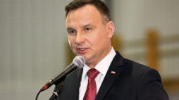 Prezydent Andrzej Duda podczas spotkania w Żarach. Fot. PAP/L. Muszyński