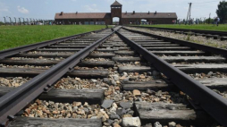Teren byłego niemieckiego obozu koncentracyjnego i zagłady Auschwitz II-Birkenau. Fot. PAP/J. Bednarczyk