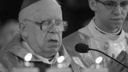 Arcybiskup Ignacy Tokarczuk. Fot. PAP/D. Delmanowicz