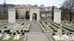 Cmentarz Orląt Lwowskich. Fot. PAP/D. Delmanowicz
