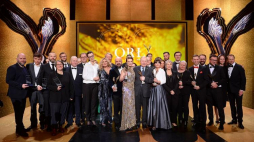 Nagrody Filmowe Orły 2018 - zdjęcie grupowe nagrodzonych. Fot. PAP/S. Leszczyński
