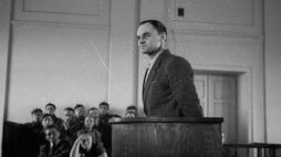 Rotmistrz Witold Pilecki w czasie proces przed Wojskowym Sądem Rejonowym w Warszawie. 1948.03.03. Fot. PAP/CAF 