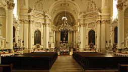 Wnętrze kościoła pw.  św. Stanisława Biskupa 