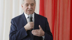Minister środowiska Henryk Kowalczyk. 15.04.2018. Fot. PAP/A. Reszko