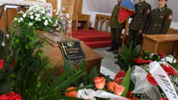 Uroczystości pogrzebowe Kazimierza Boczka odbyły się na cmentarzu komunalnym na Majdanku w Lublinie. Fot. PAP/W. Pacewicz